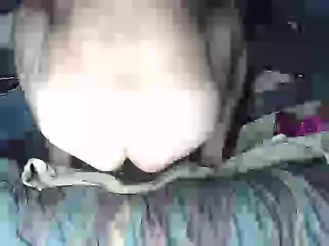 Snapshot of k-dong chatting on 10.01.25 k-dong online show from 10.01.25