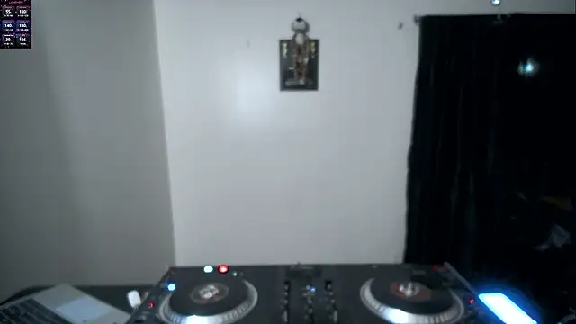 Snapshot of longdick4you8686 chatting on 09.27.25 longdick4you8686 online show from 09.27.25