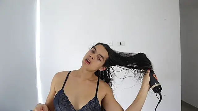  Vahos  online show from 12.18.24