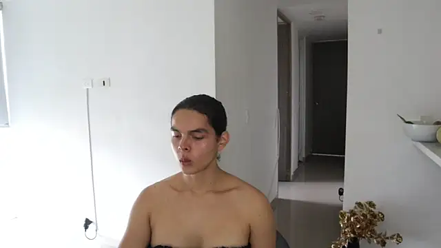  Vahos  online show from 03.03.25