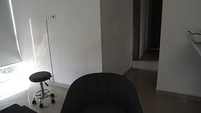  Vahos  online show from 03.14.25