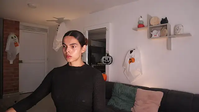  Vahos  online show from 10.27.25