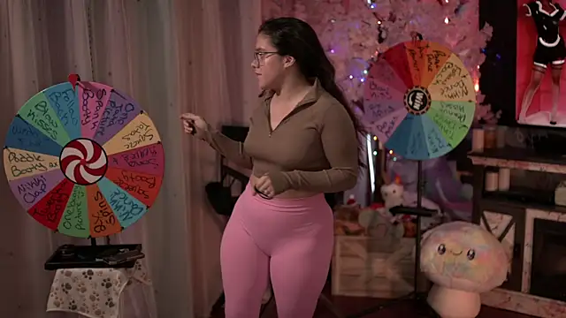 Nikki Torres online show from 01.15.26