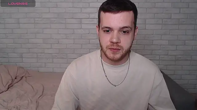 Snapshot of Alexxx_horny chatting on 05.30.26 Alexxx horny online show from 05.30.26