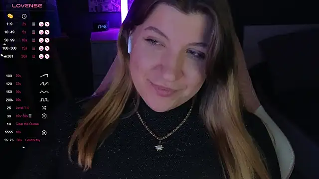 Snapshot of Fairy__Sofia chatting on 12.04.24 Fairy Sofia online show from 12.04.24