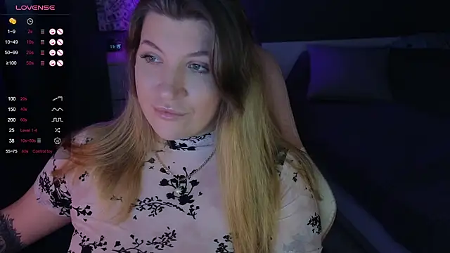 Snapshot of Fairy__Sofia chatting on 01.15.25 Fairy Sofia online show from 01.15.25