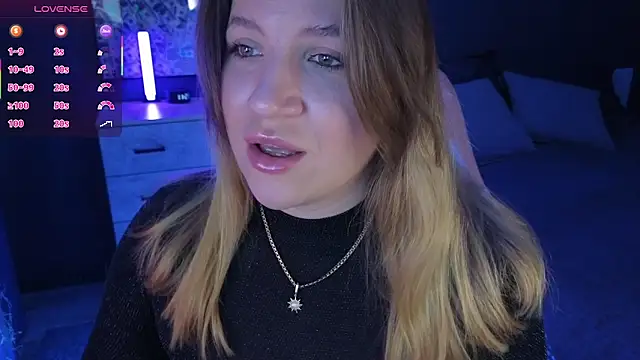 Snapshot of Fairy__Sofia chatting on 03.19.25 Fairy Sofia online show from 03.19.25