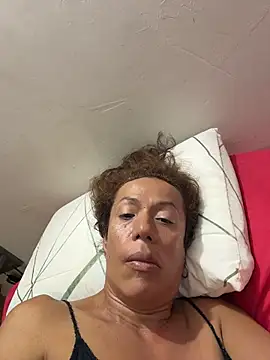 YOURSDEBORA online show from 04.22.26