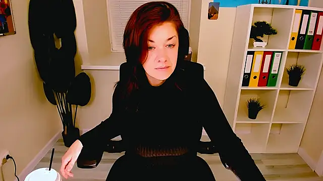 AnaMills online show from 11.10.25