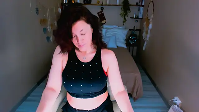 AnaMills online show from 12.16.25