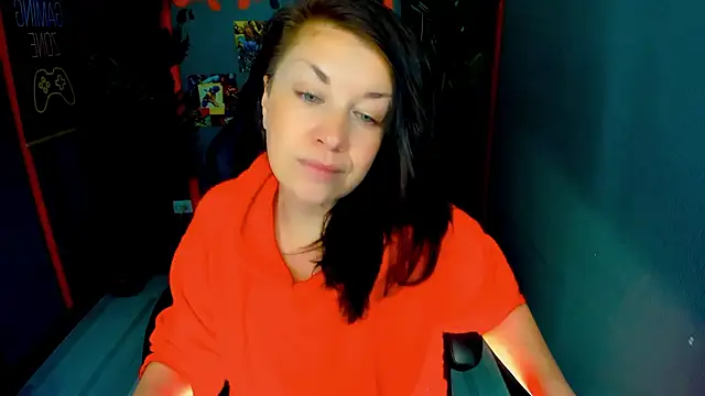 Snapshot of AnaMills chatting on 02.12.26 AnaMills online show from 02.12.26