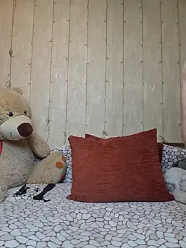 Snapshot of Amberhotqueen chatting on 10.24.25 Amberhotqueen online show from 10.24.25