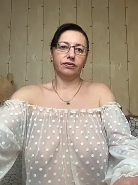 Amberhotqueen online show from 02.20.26