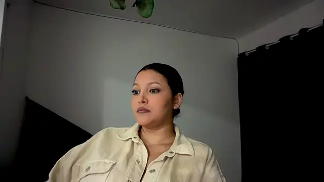 MarcellaGriffin online show from 10.25.25