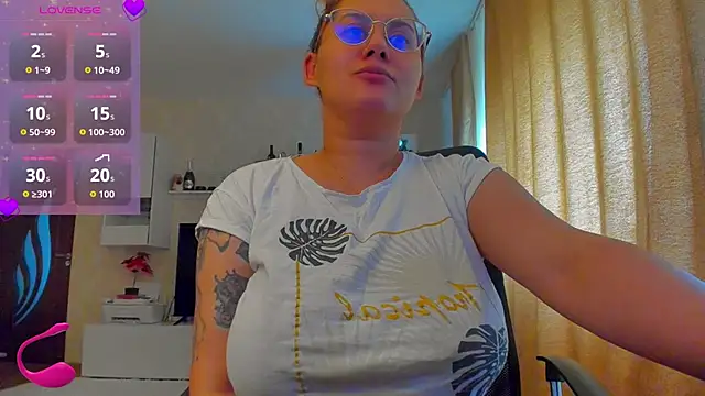 hot evil queen online show from 01.07.26