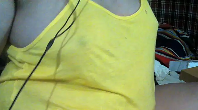 Snapshot of giga-bite chatting on 03.16.25 giga-bite online show from 03.16.25