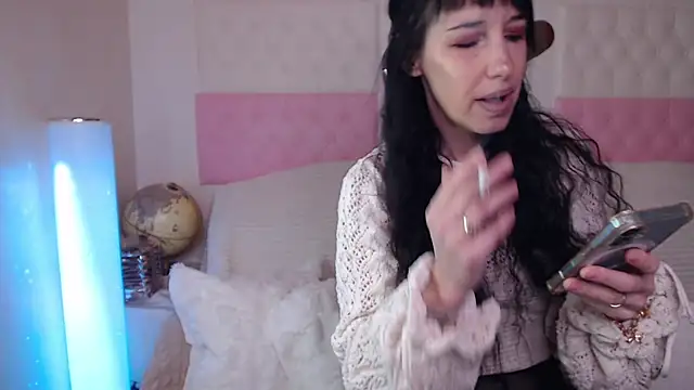 -carla- online show from 11.19.25