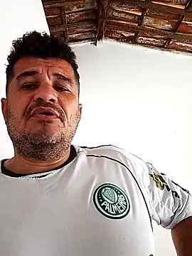 Snapshot of tarra122 chatting on 02.27.26 tarra122 online show from 02.27.26