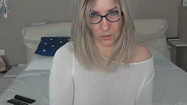 Snapshot of -K-- chatting on 02.02.25 -K-- online show from 02.02.25