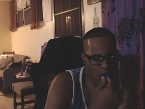 Snapshot of thesugar32 chatting on 11.02.25 thesugar32 online show from 11.02.25