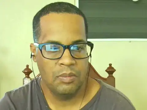 Snapshot of thesugar32 chatting on 11.12.25 thesugar32 online show from 11.12.25