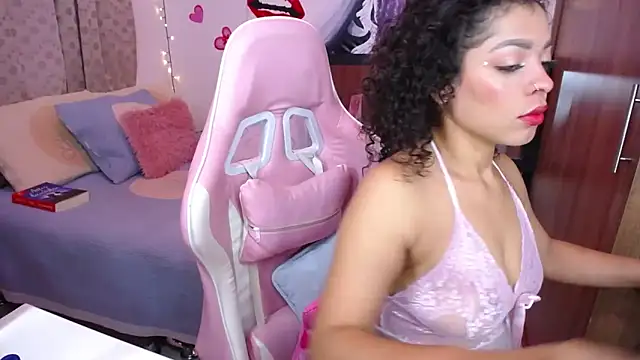 MarilynJones online show from 02.13.25