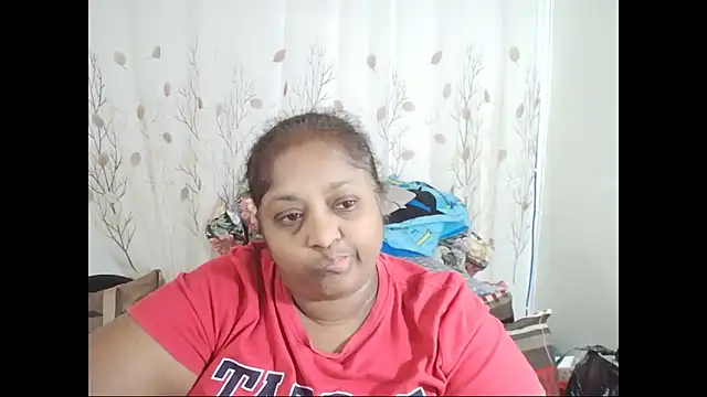 Snapshot of Indiantasha chatting on 09.23.25 Indiantasha online show from 09.23.25