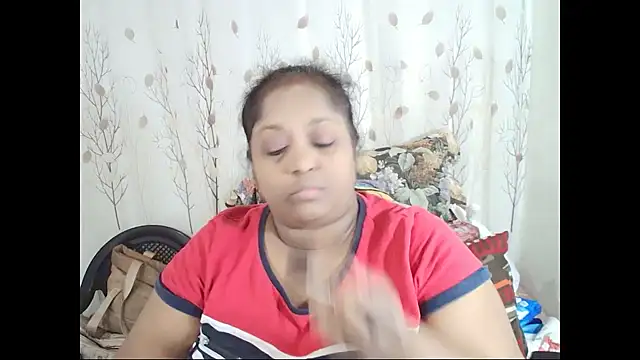 Snapshot of Indiantasha chatting on 10.03.25 Indiantasha online show from 10.03.25