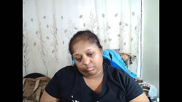 Snapshot of Indiantasha chatting on 10.13.25 Indiantasha online show from 10.13.25