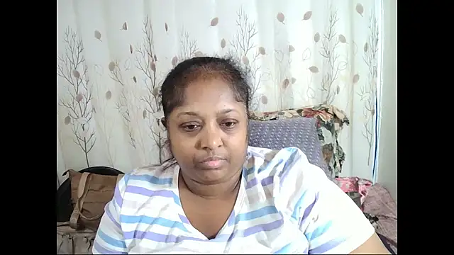 Snapshot of Indiantasha chatting on 11.06.25 Indiantasha online show from 11.06.25