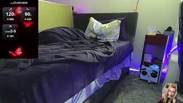 Blondiewithanass online show from 04.10.26