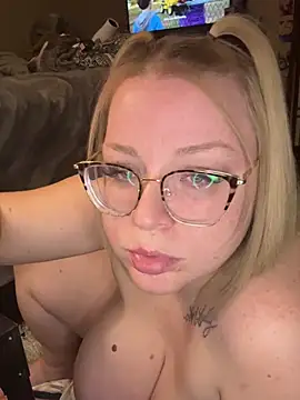 Blondiee x online show from 02.28.25