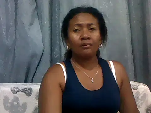 Snapshot of sexyladii chatting on 10.12.25 sexyladii online show from 10.12.25