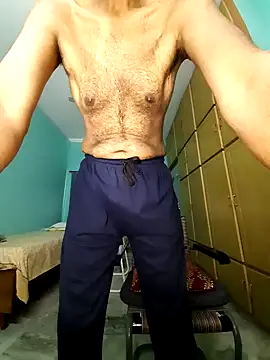 Snapshot of hornyindianmale82 chatting on 01.26.25 hornyindianmale82 online show from 01.26.25