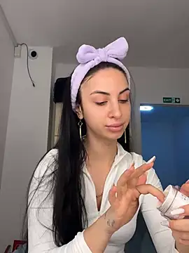 MeganHopeX online show from 12.28.24