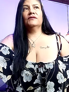 salomexlove 20 online show from 10.19.25