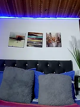 salomexlove 20 online show from 04.17.26