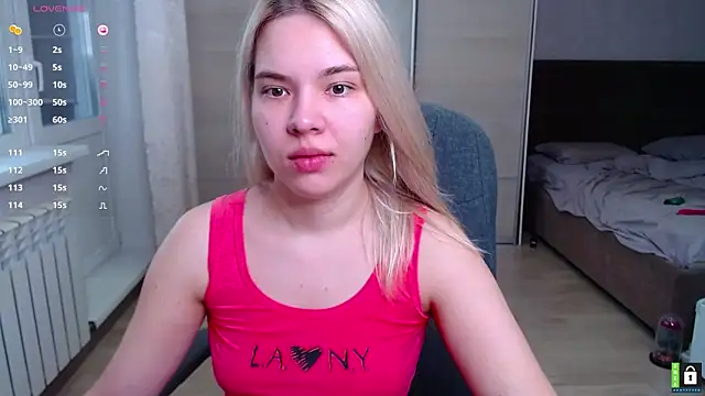 Lana  Nova online show from 09.13.25