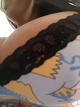 Snapshot of AbellaLizz chatting on 09.10.25 AbellaLizz online show from 09.10.25