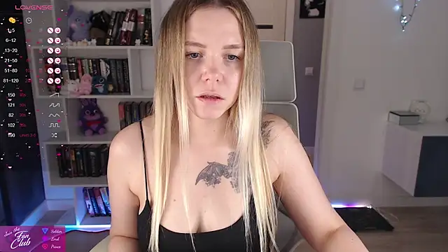 Emma Bryan online show from 11.04.25