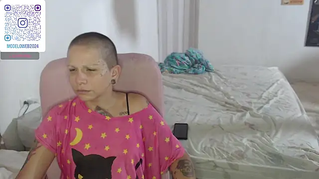 moon cat85 online show from 02.06.25