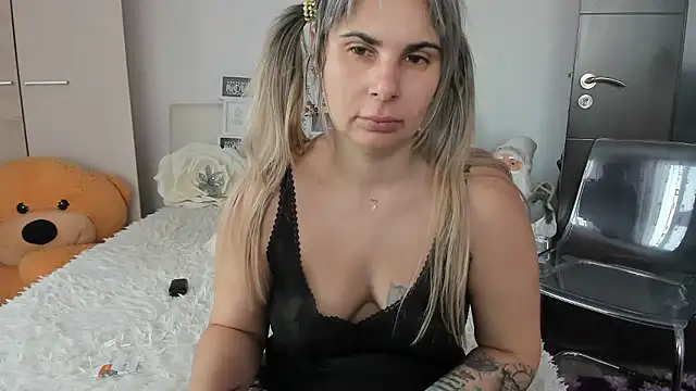 sweetemy4u online show from 01.13.26