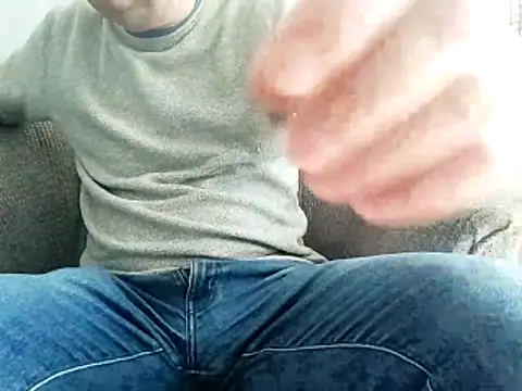 Snapshot of grzes19763 chatting on 03.11.26 grzes19763 online show from 03.11.26