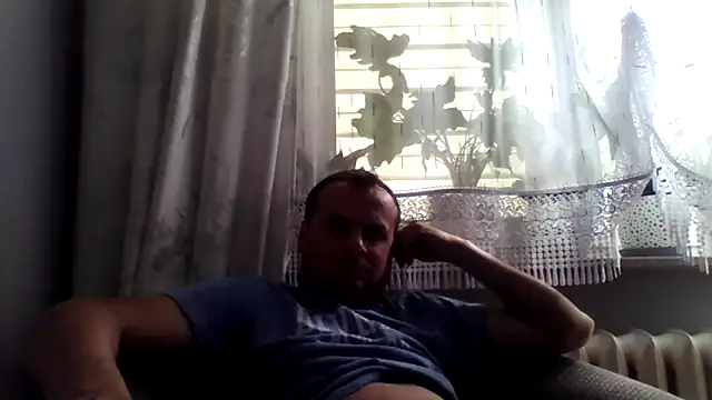 Snapshot of grzes19763 chatting on 06.06.26 grzes19763 online show from 06.06.26