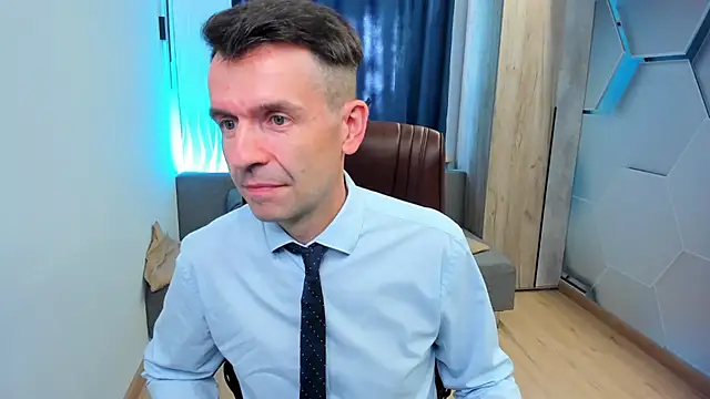 Snapshot of SteveTiger chatting on 09.26.25 SteveTiger online show from 09.26.25