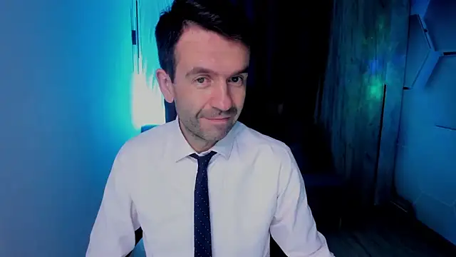 Snapshot of SteveTiger chatting on 10.27.25 SteveTiger online show from 10.27.25