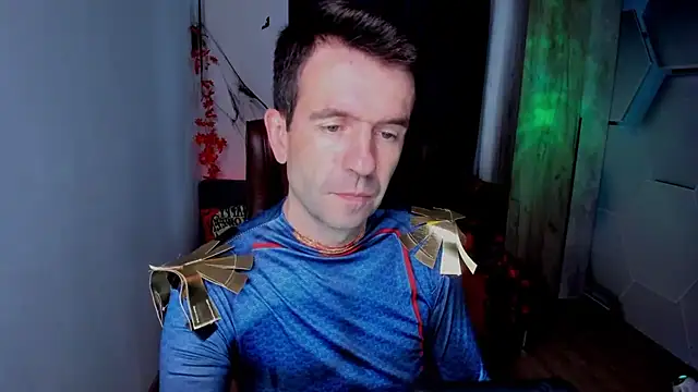 Snapshot of SteveTiger chatting on 11.01.25 SteveTiger online show from 11.01.25