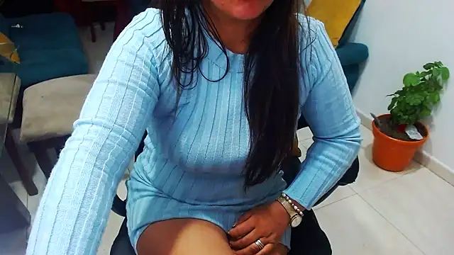 Ixchel Anaid online show from 01.14.25