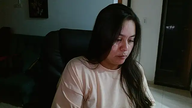 Ixchel Anaid online show from 12.14.25