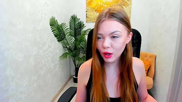 Strawberrye online show from 03.22.25